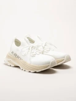 ARKK Copenhagen - Waste Zero Bright White - Vita slip on sneakers i textil