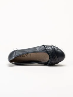 Caprice - Mörkblå ballerinaskor i skinn