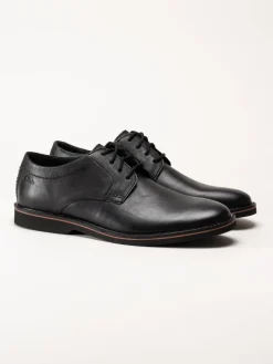 Clarks - Atticus LTLace G - Svarta skinnskor med snörning