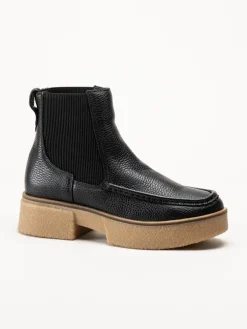 Clarks - Linoso Top - Svarta chunky boots i skinn