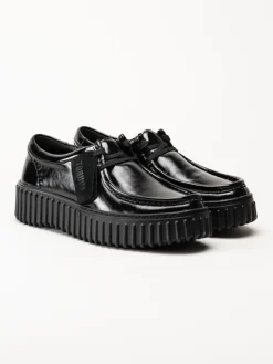 Clarks - Torhill Bee - Svarta snörskor i lack
