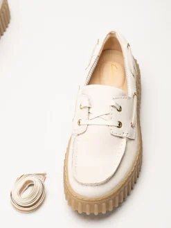 Clarks - Torhill Boat - Offwhite snörskor i nubuck