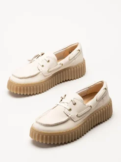 Clarks - Torhill Boat - Offwhite snörskor i nubuck