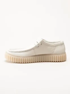 Clarks - Torhill Lo G - Vita skor i mjukt skinn