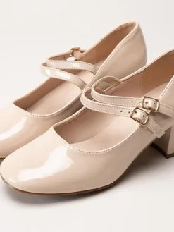 Duffy - Beige lackpumps med remmar