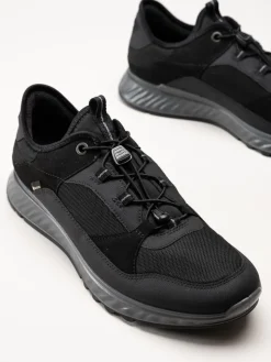 Ecco - Exostride - Svarta sportiga sneakers med Gore-Tex