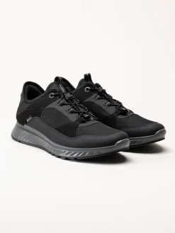 Ecco - Exostride - Svarta sportiga sneakers med Gore-Tex