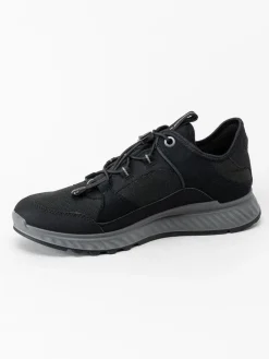Ecco - Exostride W Low Gtx - Svarta promenadskor med GoreTex