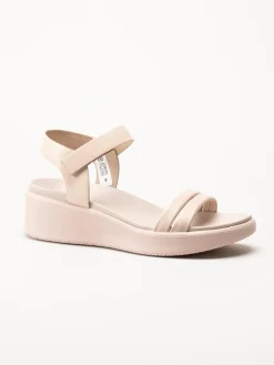 Ecco - Flowt W Wedge - Rosa sandal i skinn medi kilklack