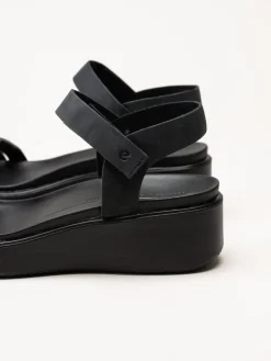 Ecco - Flowt W Wedge - Svarta sandaler i skinn med kilklack