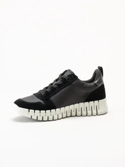 Ecco - Gruuv W Side Zip Lace - Svarta sneakers i nubuck