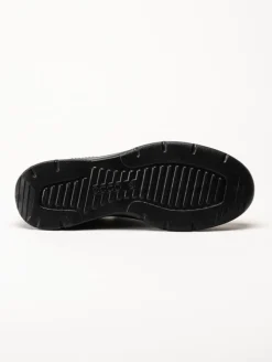 Ecco - Irving - Svarta slip on promenadskor i skinn