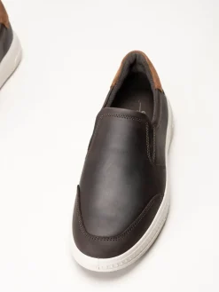 Ecco - Move - Mörkbruna slip on skor i oljat skinn