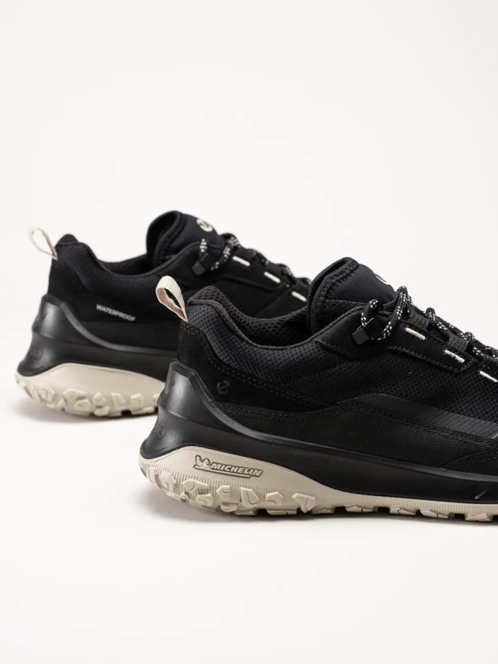 Ecco - Ultra Terrain low WP - Svarta allroundskor