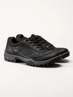 Ecco - Xpedition WP - Svarta promenadskor i oljad nubuck