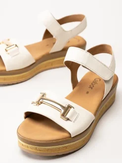 Gabor - Off white platåsandaletter i skinn