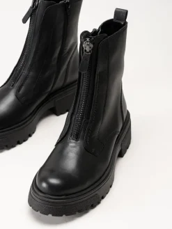 Gabor - Svarta fodrade boots i skinn
