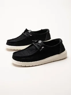 Hey Dude - Wendy Crochet Lace - Svarta tygskor med virkade spetsdetaljer