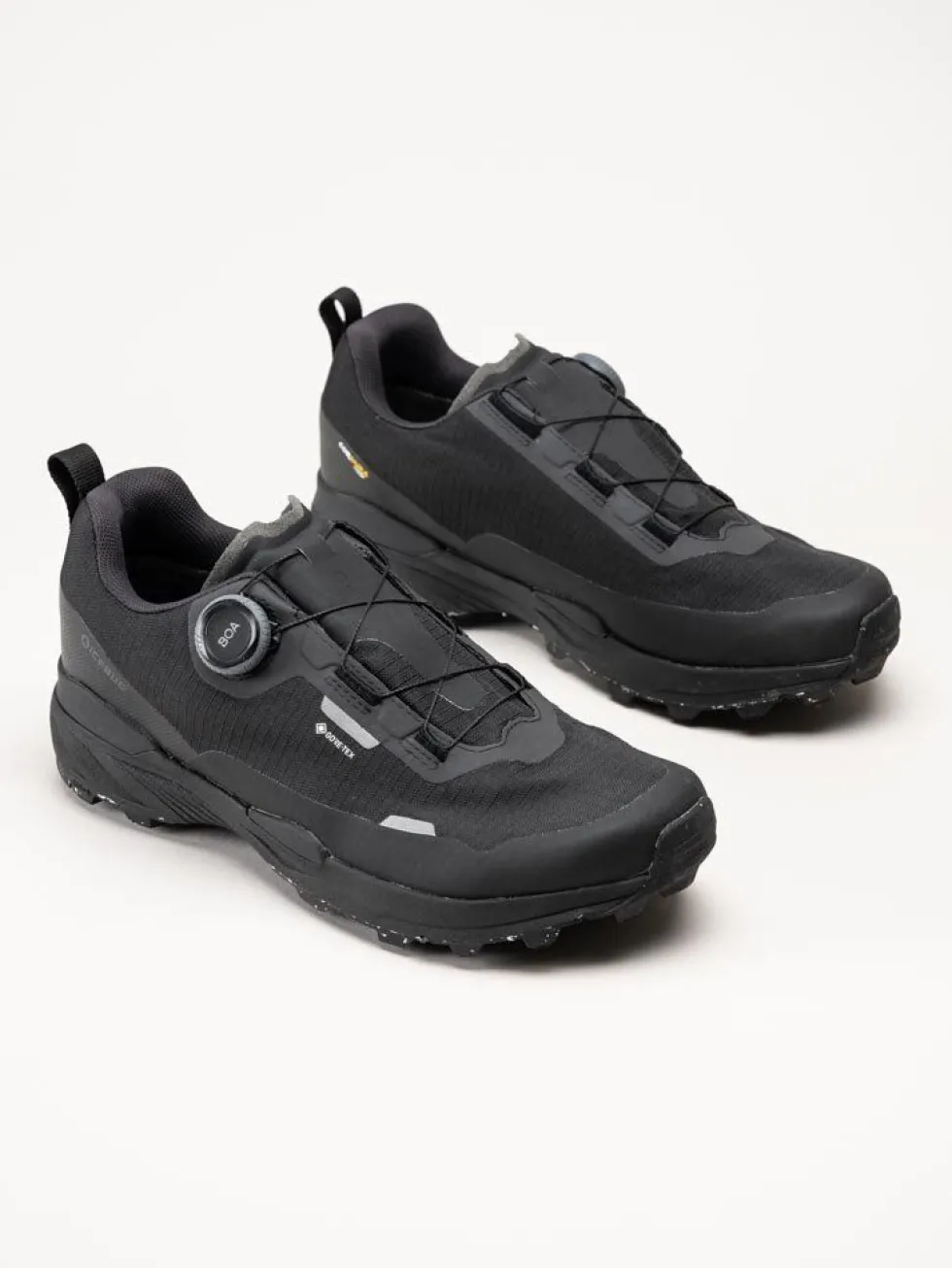 Icebug - Rover 2 Mens BUGrip - Svarta promenadskor med dubbar