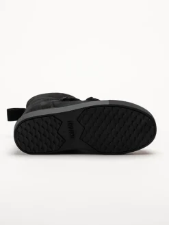 Inuikii - Classic Low - Svarta låga mocka boots