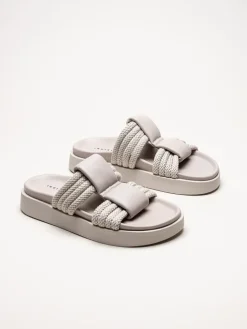 Inuikii - Cord Athena - Grå slip in sandaler i skinn