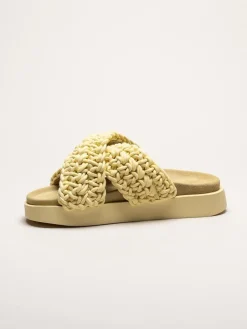Inuikii - Woven - Gula grovt virkade sandaler