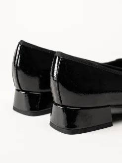Marco Tozzi - Svarta ballerina pumps i lack
