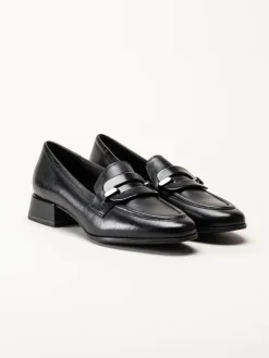 Marco Tozzi - Svarta loafers i skinn