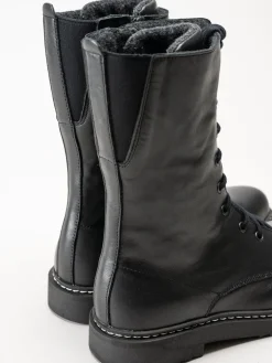 New Feet - Svarta höga snörkängor