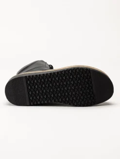 New Feet - Svarta kängor i skinn