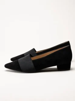 Peter Kaiser - Svarta pumps i mocka