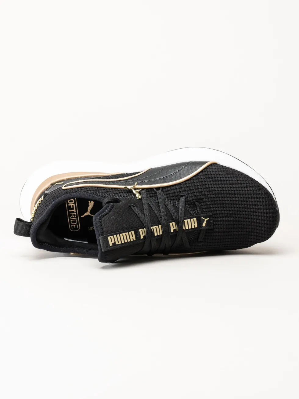 Puma - Softride Sabrina - Svarta sneakers