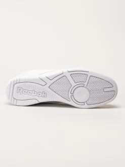 Reebok - BB 4000 II - Vita sneakers i skinn