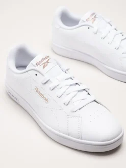 Reebok - Court Clean - Vita sneakers i skinnimitation