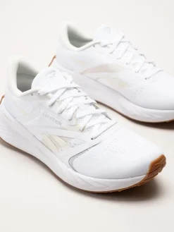 Reebok - Energen Tech Plus 2 - Vita löparskor i textil