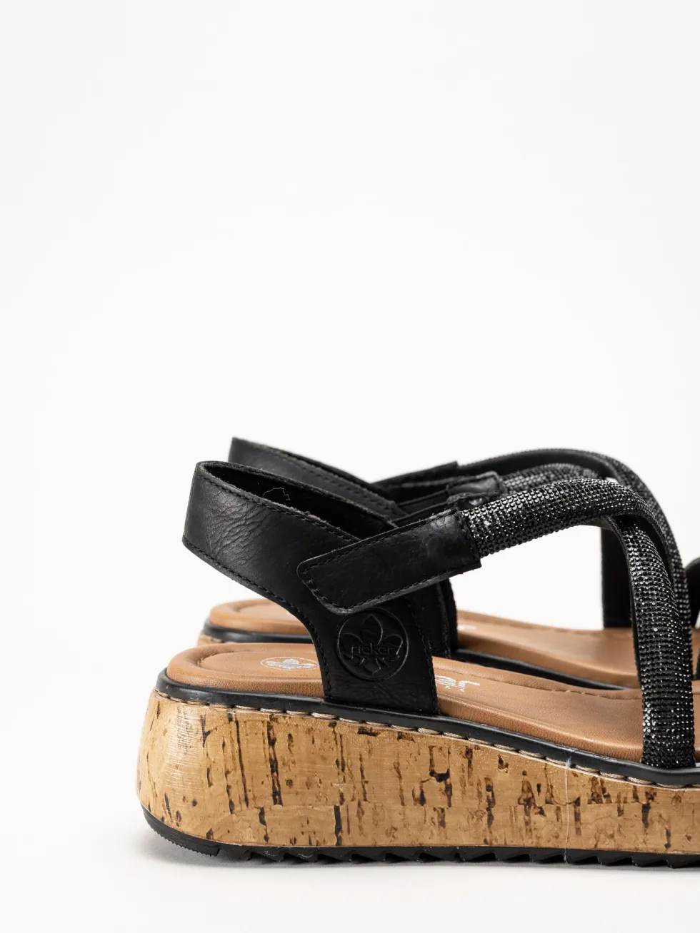 Rieker - Svarta platåsandaletter