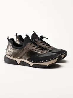 Rieker - Svarta slip on promenadskor
