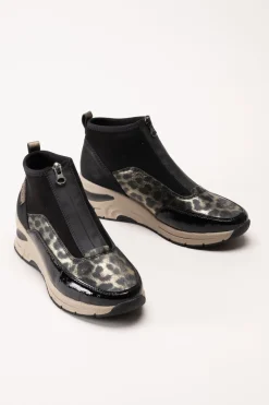 Rieker - Svarta sneakerboots med kilklack