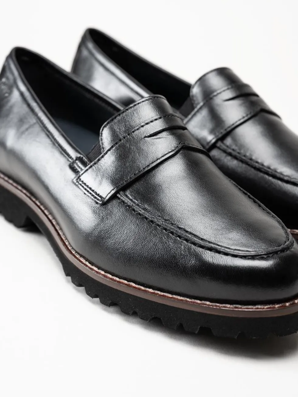 Sioux - Meredith - Svarta loafers i skinn