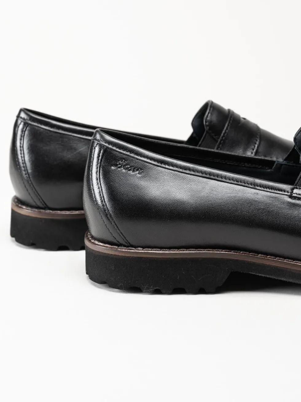 Sioux - Meredith - Svarta loafers i skinn