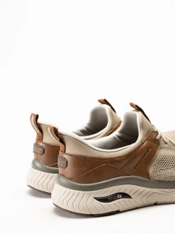Skechers - Slip-Ins Relaxed Fit - Beige slip-ins sneakers i mesh