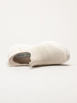 Skechers - Ultra Flex 3.0 Cozy Streak - Beige slip-ins sneakers i textil