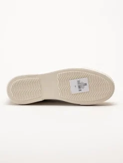 S.Oliver - Svarta platåsneakers i textil