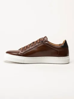 Strömberg - Arezzo - Bruna sneakers i skinn
