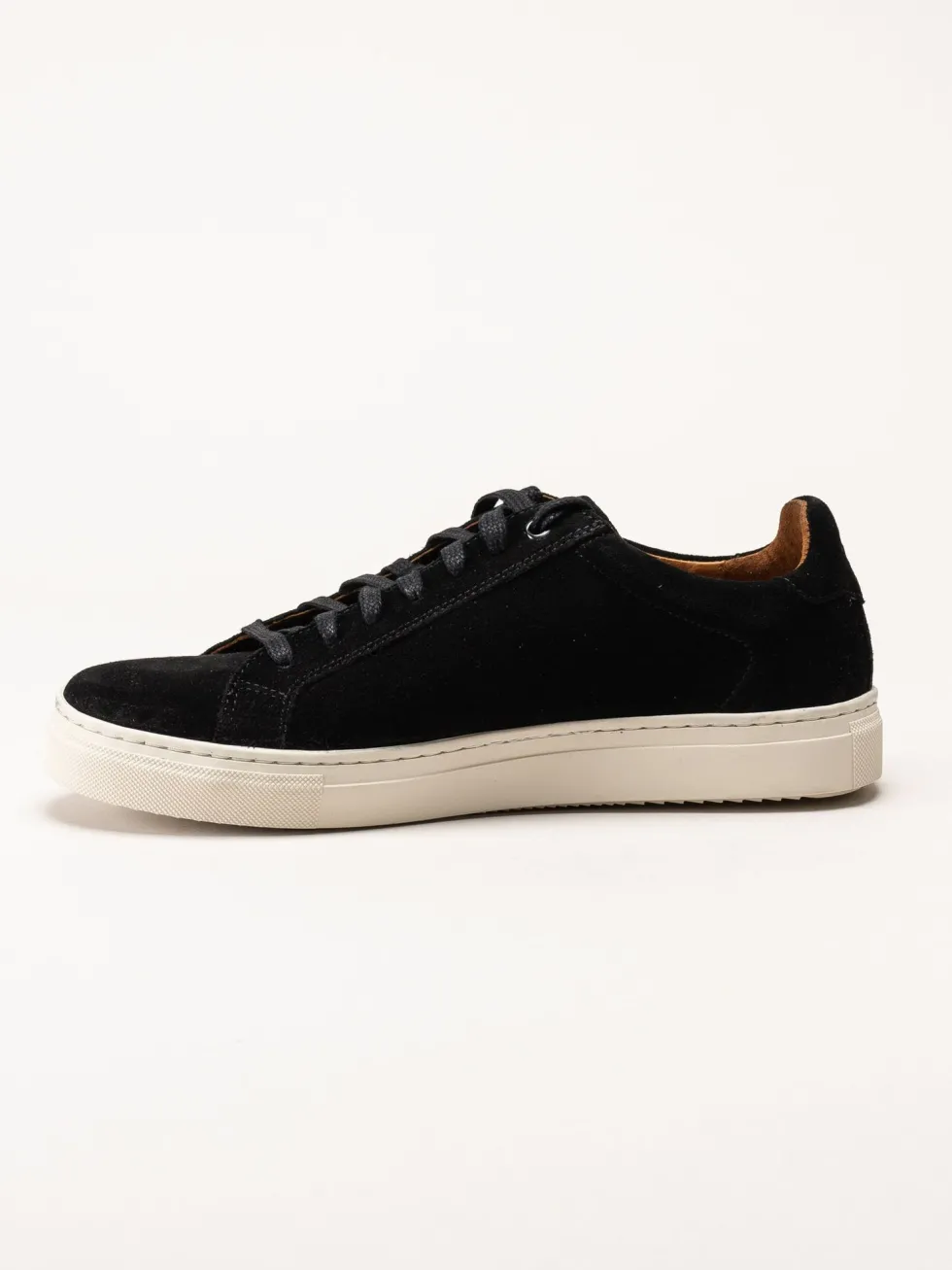 Strömberg - Arezzo - Svarta sneakers i mocka