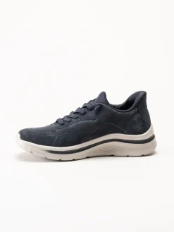 Tamaris Wide - Mörkblå sneakers i skinnimitation