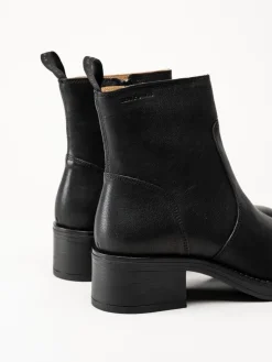 Ten Points - Ingrid - Svarta boots i skinn