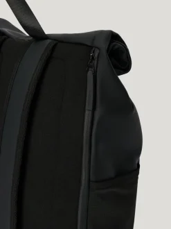 Tretorn - Wings Rolltop WP - Svart vattentålig ryggsäck i mjukt PU-material