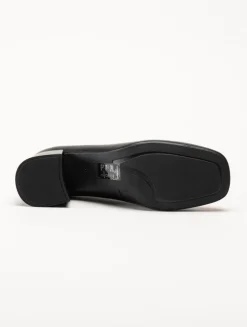 Vagabond - Adison - Svarta klassiska pumps i skinn