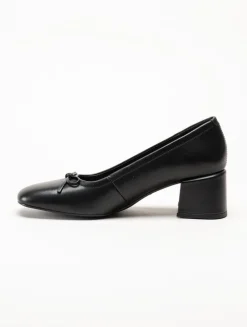 Vagabond - Adison - Svarta klassiska pumps i skinn